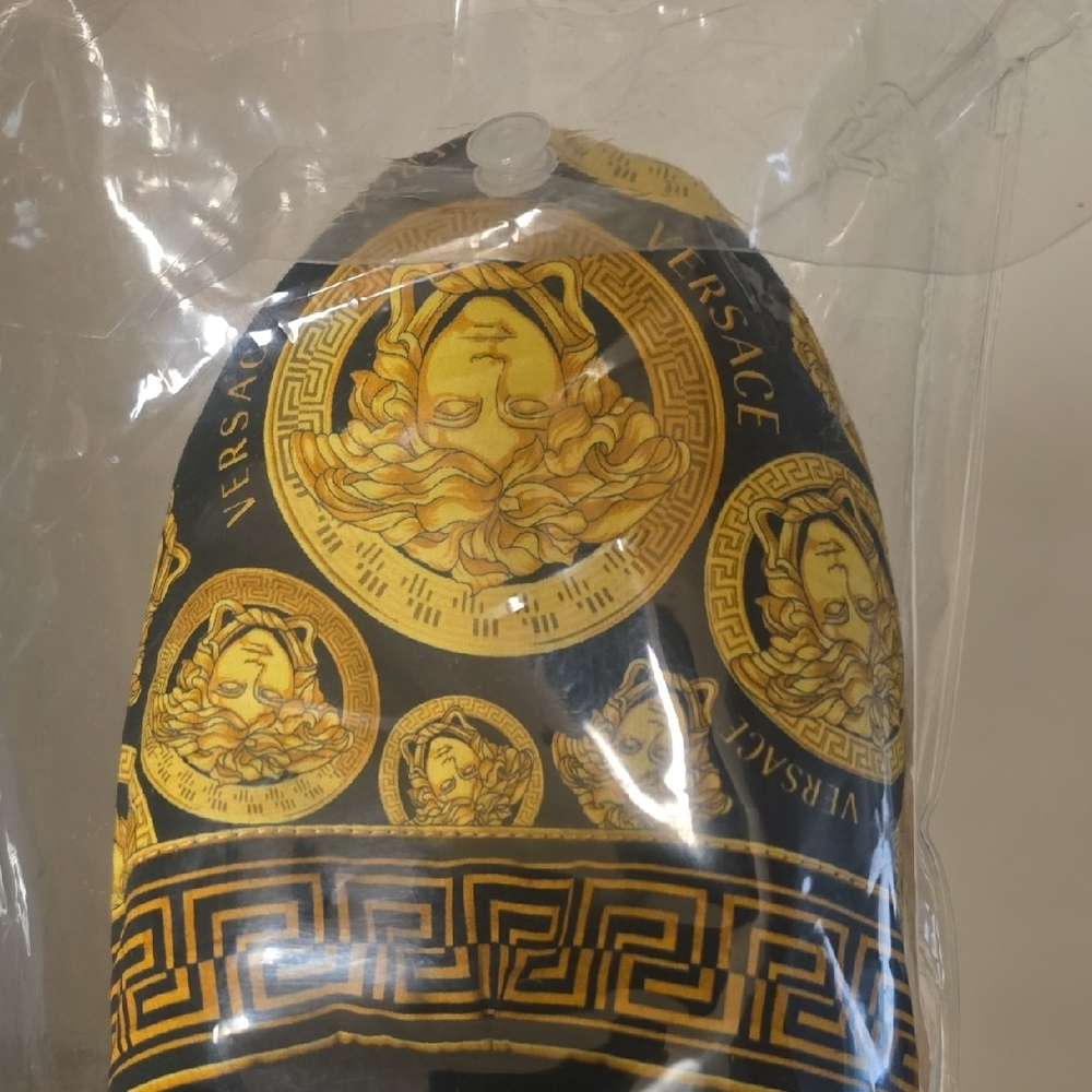 Versace Black and Gold Slippers NWT This Can Be Unisex - Picture 6 of 6